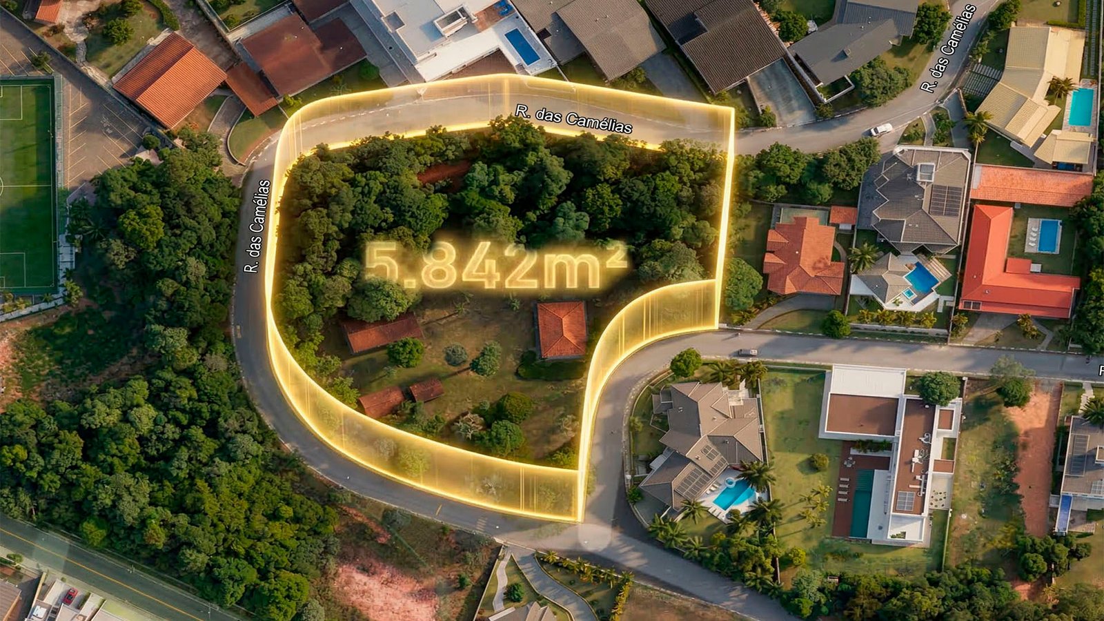 Terreno com 5.842m²  no Condomínio Arujazinho